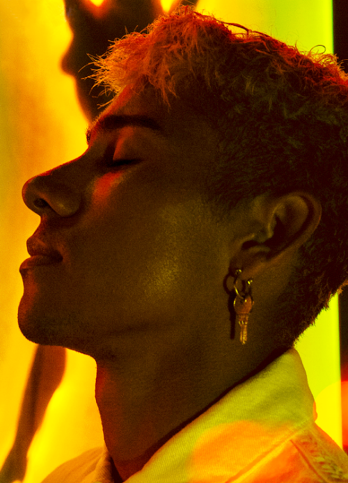 boseman-chadwick: Keiynan Lonsdale photographed by Bridger Scott for Kode MagazineNovember 2017