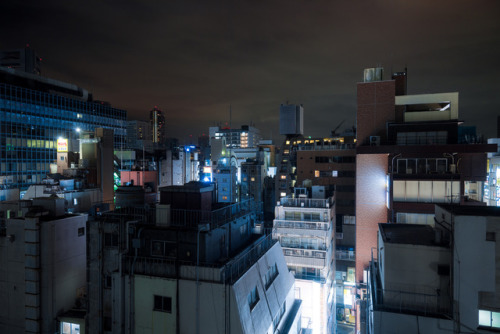 lkazphoto:Urban Jungle, Shimbashi （新橋）Shot on a Nikon D5 and 24-120mm lens for Nikon Europe ‘Cutting