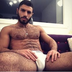 thehairyhunk:Featuring @obaid_1995 | By @thehairyhunk