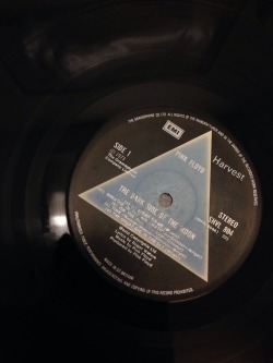 thc-on-lsd:  Pink Floyd - Dark Side Of The Moon, First pressing