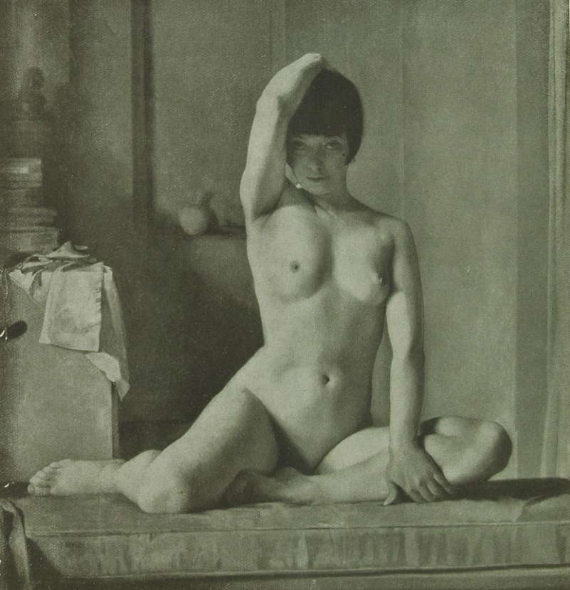 holdthisphoto:  Marita Ross, 1931 photo by Gerard Kelly