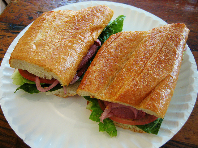 everybody-loves-to-eat:  liverwurst by roboppy on Flickr. 