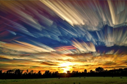 99lions:  Smeared Skies by Matt Molloy Matt busted out into the art scene with his smeared sky photo