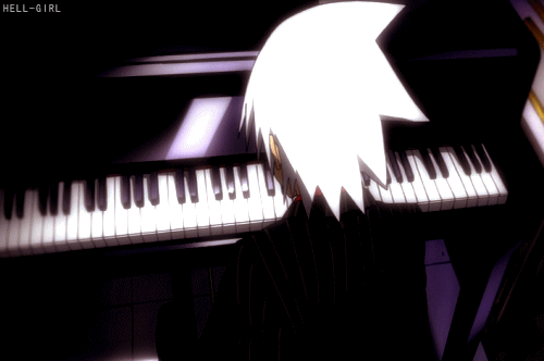 the-soul-eater-alchemist:  How does Maka  Live with him  And not get flustered  Every