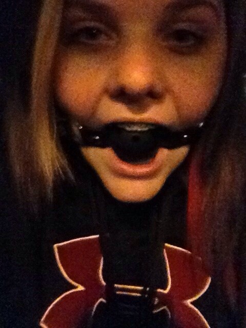 beautyintheballgag:  Amateur ballgag selfies 