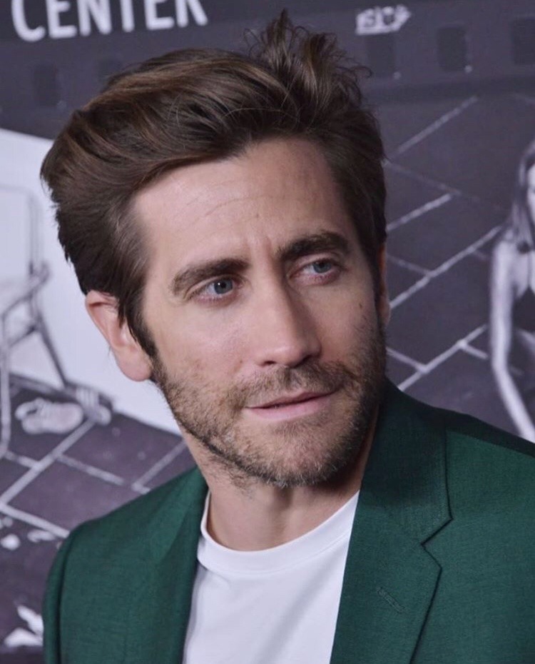 gyllenhaal-j:      Jake in LA celebrating Joni 75 