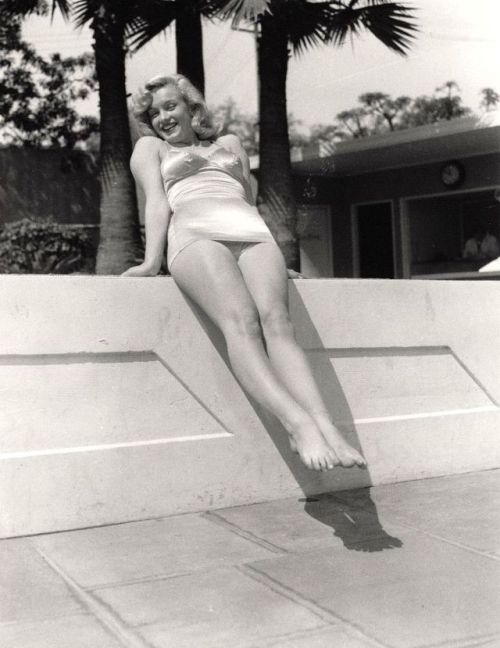 riktussmonroe:Rare Sexy Candid Swimsuit Photo By Columbia Pictures July 21st (1948).