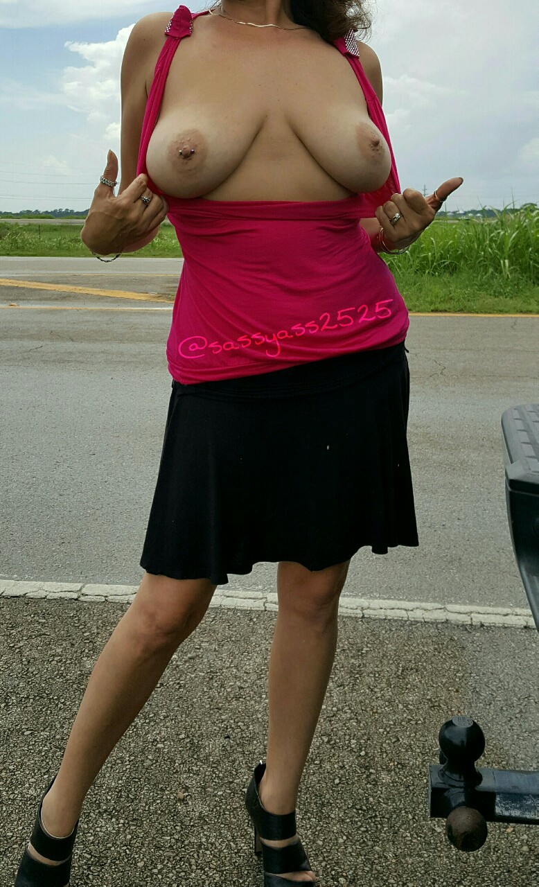 sassyass2525:  @sassyass2525 A little side of the highway boobie flash…because…well,