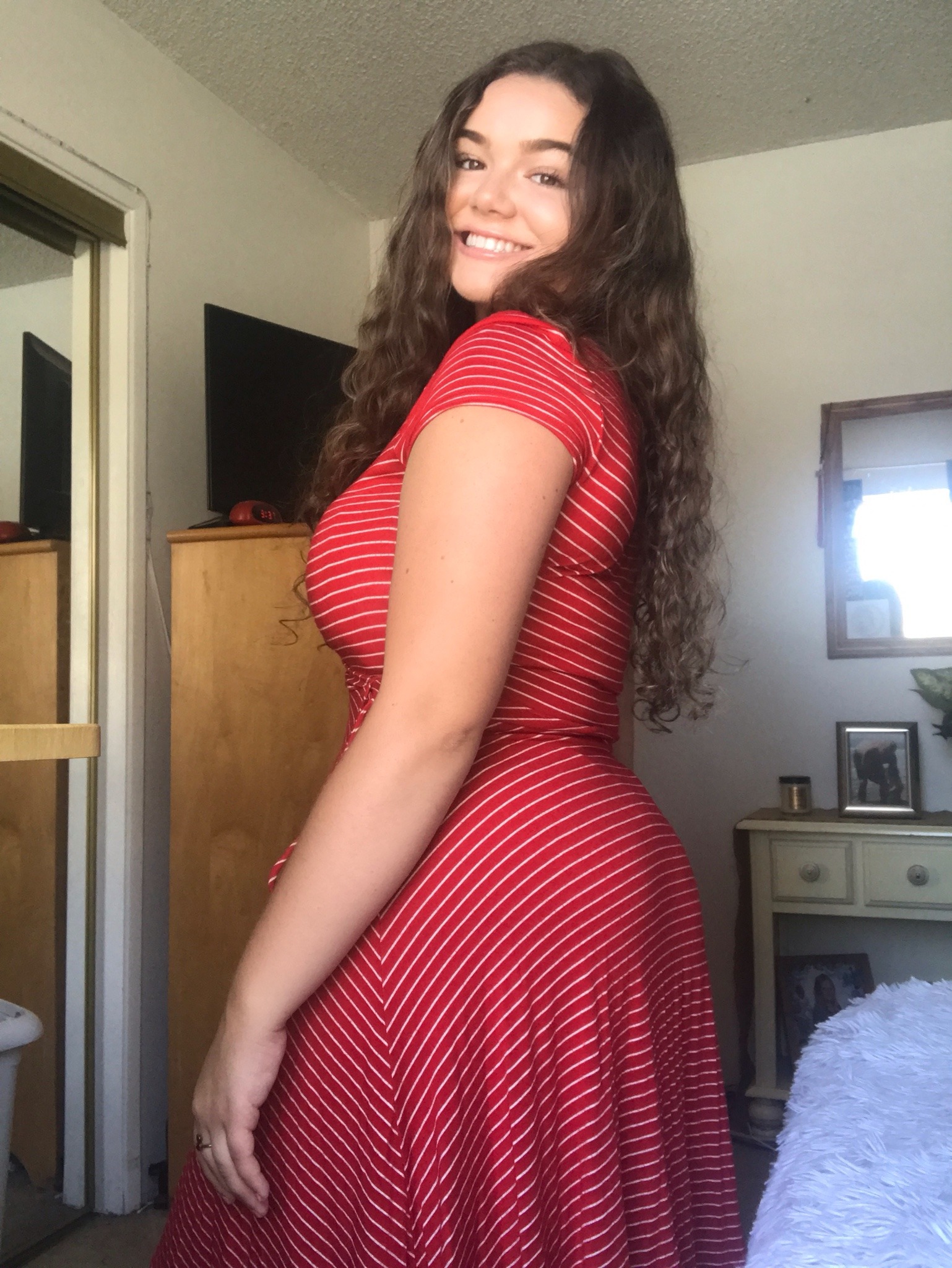 XXX hi232356-deactivated20210104:sundress season photo