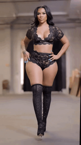 thefinestbeauties2:tritagonistic:Taylor Hing