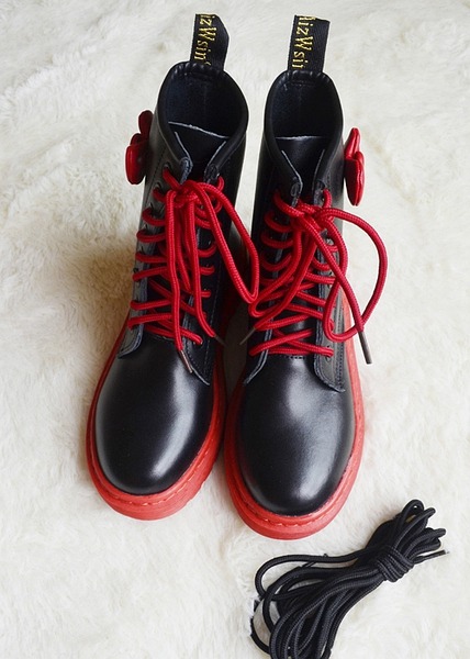 tbdressfashion:  BOOTY BOOTS 