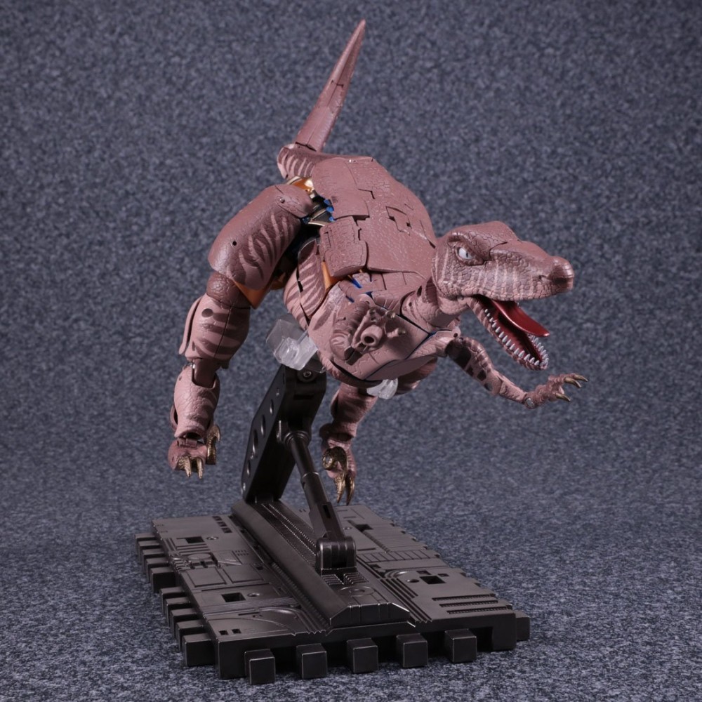 austinstoyblog: aeonmagnus:  Transformers Masterpiece MP-41 Dinobot - color prototype