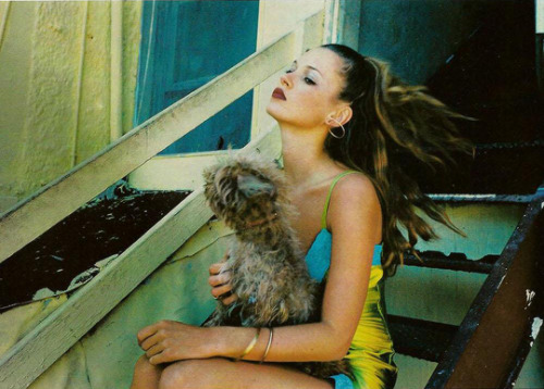 vertisse:  Kate Moss by Drew Jarrett for Allure, 1997