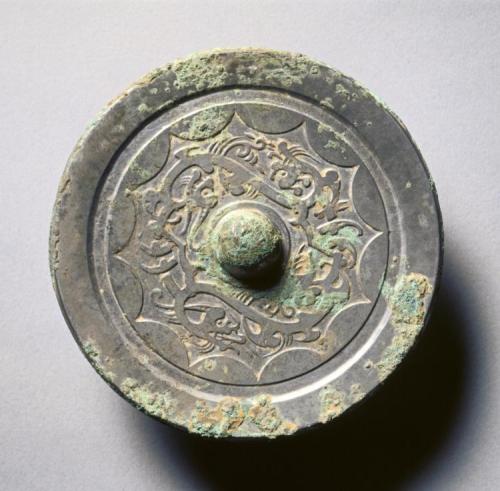 Mirror with Linked Arcs and Kui Dragons, 2nd century, Cleveland Museum of Art: Chinese ArtSize: Diam