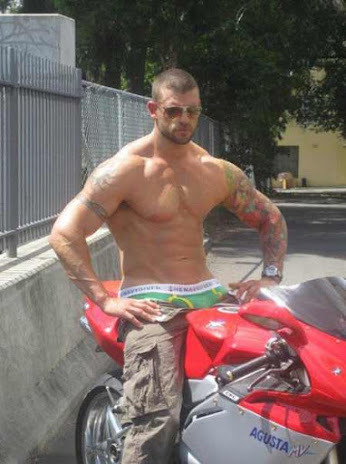 cocksuxkerblr:  FUCKIN STUD