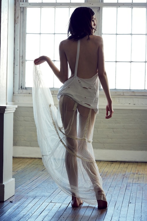 pussylesqueer:  LesBeehive.com   