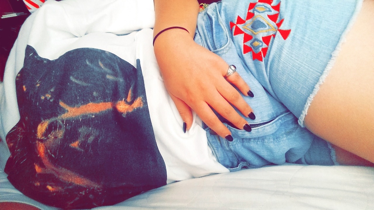 nikkidesirae:today is a good fucking day  🎶sexy can I🎶