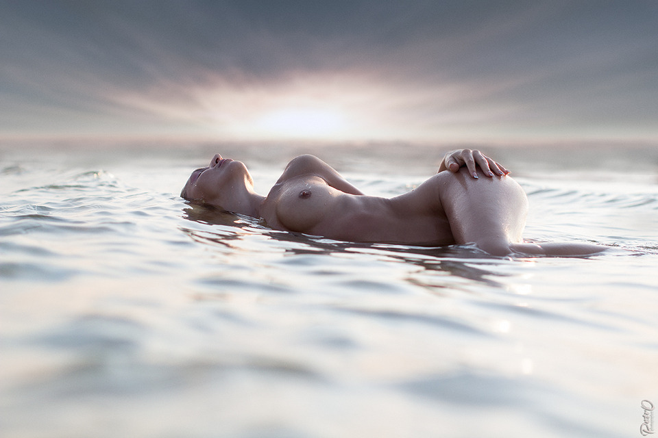 bornbythesea:  Merry Mermaid Monday!! Submit your artistic selfie to be a featured