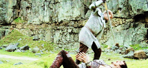 merthurdaily:Top 20 Merlin & Arthur scenes voted for by you #20. S04E05 Arthur looking for Merli
