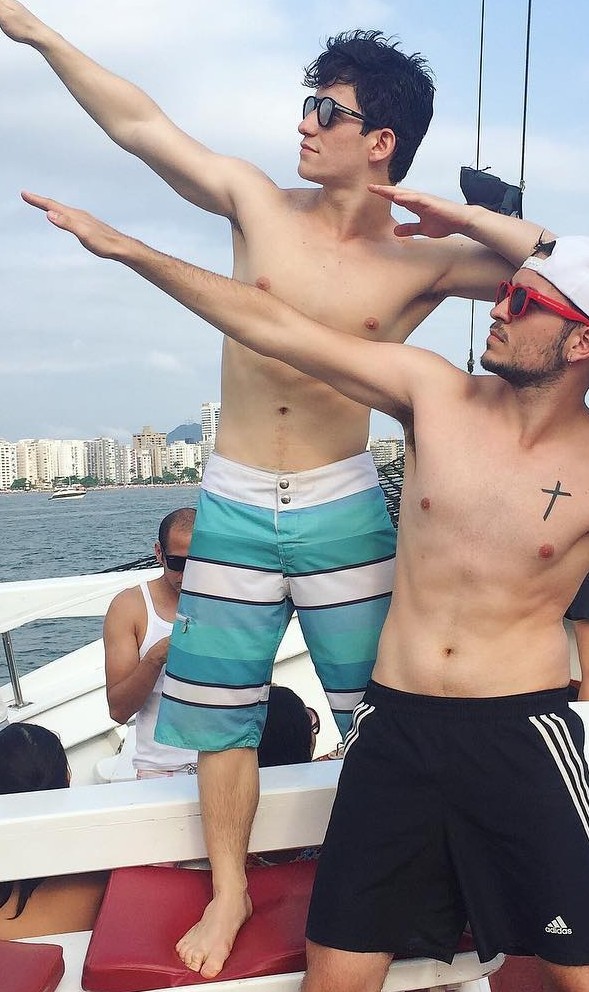 hotfamousmen:  Klebio Damas 
