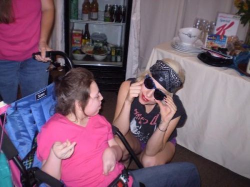 tmjjiii:  How is it possible for people to possibly call her a “satanic bitch whore" 