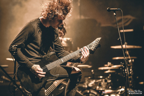 fvckingdemise:  Of Mice & Men | American Dream Tour by namchivan on Flickr.