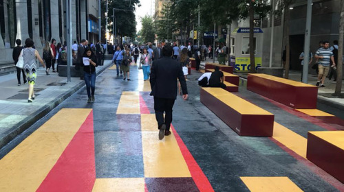 vidamalgastada:Paseo Bandera - Santiago, ChileArtista Dasic Fernández