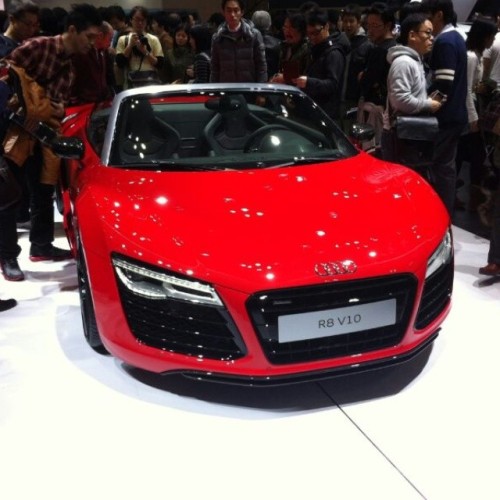 R8 V10. #dreamcar #cars #audi #auto #japanmotorshow2013