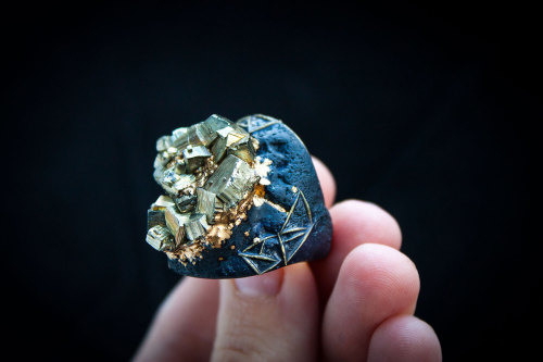 sosuperawesome: Rings by Ellen Rococo. Find them in her Etsy shop Browse more curated rings So Super