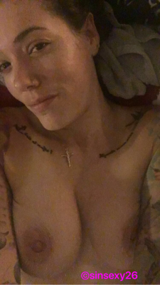 sinsexy26:  No makeup just me all natural 💋