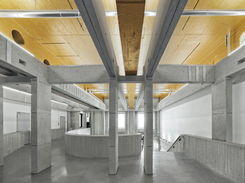 subtilitas:  Hild und K - Building refurbishment, Munich 2013. Via, photos © Michael Heinrich. 