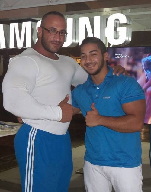 xcomp:  Ehab Qweider (and cute little boy toy in complementary ensemble!)