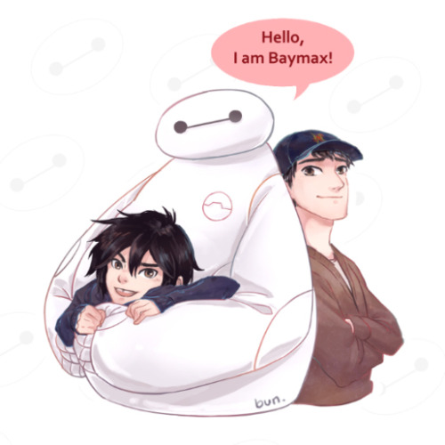 A baymax phone charm I did last year for some events~~/still can&rsquo;t move on//hard sobbing/