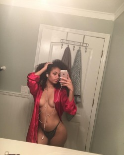 internetfreakss:  Tylicia Atiya