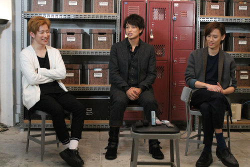 apollogeist:pics from this interview promoting the DCD blurays!