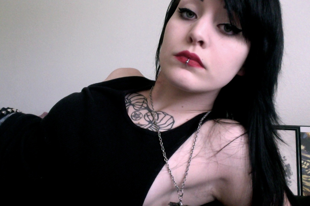valkyrie-of-the-dead:  i’m back c:  