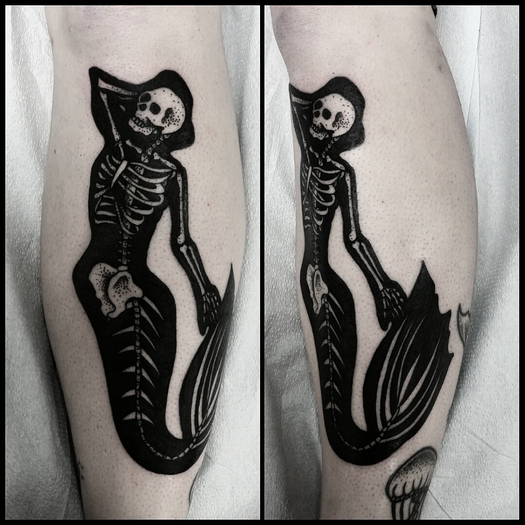 1337tattoos: Done by @thewolfrosario . Instagram: @thewolfrosario​ submitted by http://thewolfrosario.tumblr.com