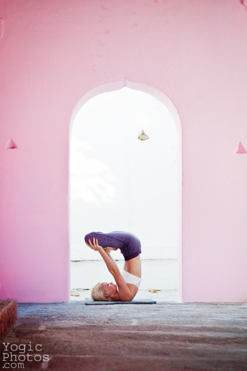 Irina Demyanova in Srirangapatna, India.Irina teaches at Ashtanga Yoga Novosibirsk in Russia.Photogr