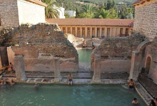 vintageeveryday:Hammam Essalhine: A Roman bathhouse still in use after 2,000 years in Khenchela, Algeria.