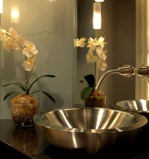 Powder Room - Contemporary Powder Room