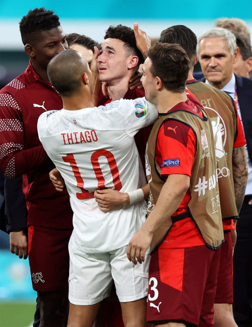  Thiago Alcántara consoles Ruben Vargas after the match between Switzerland and Spain