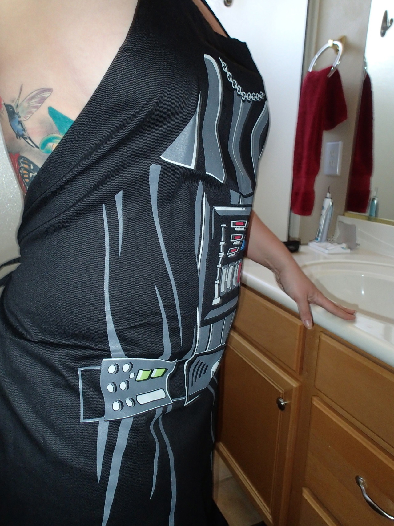 buffyloveshersls:  So here is the new aprons that I ordered for you. Not too bad