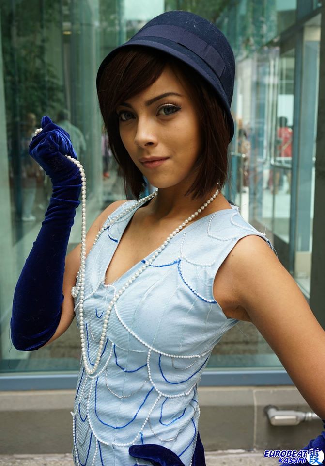 queens-of-cosplay:Flapper Korra and AsamiArt by: FoxvilleCosplayers:  Sushi Monster