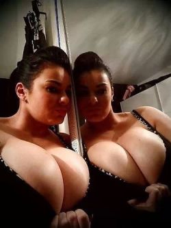 hugeheavytits:  http://hugeheavytits.tumblr.com/ Ladies - send in your big boob submissions!