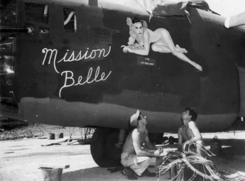 julietteandthejet - greasegunburgers - Plane art of WWII.I...