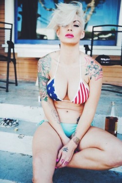 bridgetblonde:  Happy Independence Day 🇺🇸