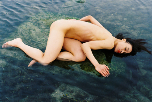 strangelfreak:Ren Hang 2014