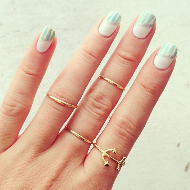 sunflowered:  h-ydration:  saboskirt:  All of these amazing, delicate gold rings