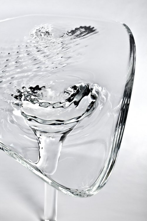 Zaha Hadid, Liquid Glacial Table, 2012. Polished clear plexiglas. London, David Gill Galleries. Phot