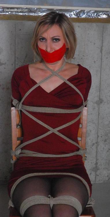 bondagehedgehog:  Jenni